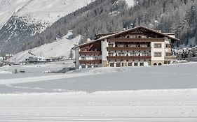 Hotel Jagdhof Bed & Breakfast